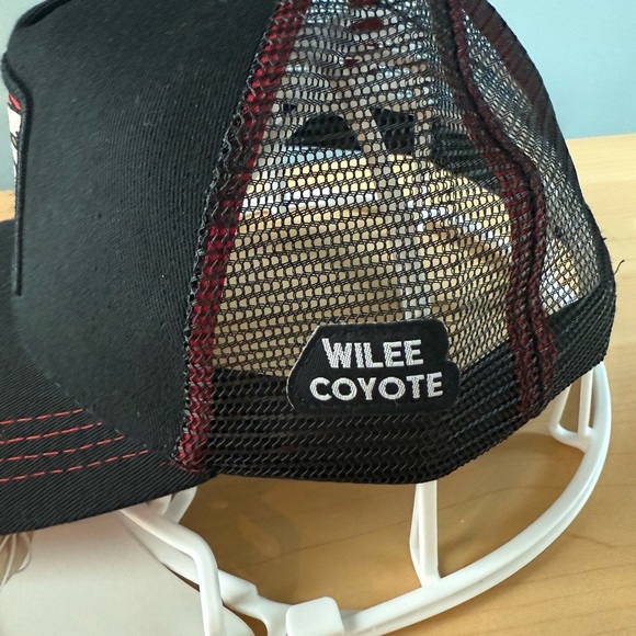 Coyote Roadrunner Truck Snapback Hat Cap - Picture 4 of 6